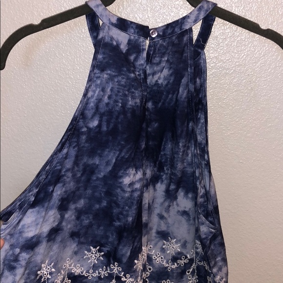 Tank - Picture 2 of 3